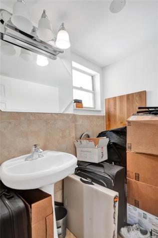 9235 Lagoon Place Davie FL 33324