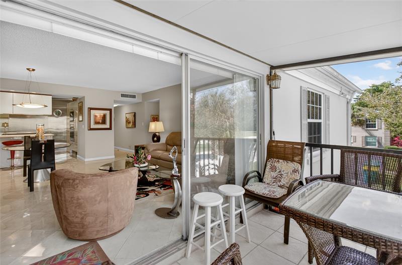 9001 Jacaranda Lane Plantation FL 33324