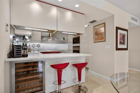 9001 Jacaranda Lane Plantation FL 33324