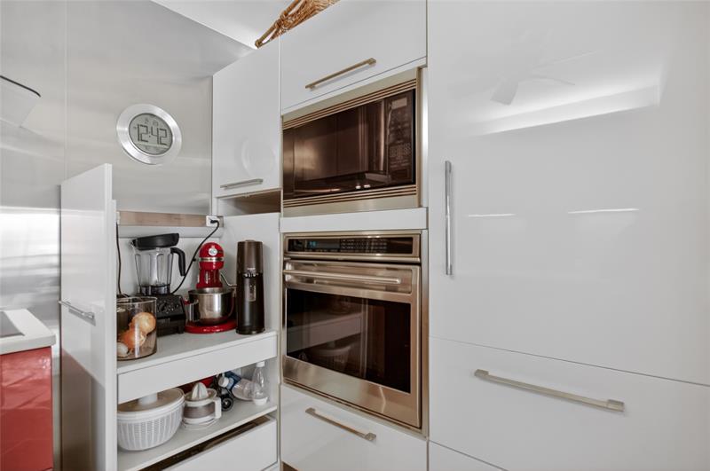 9001 Jacaranda Lane Plantation FL 33324