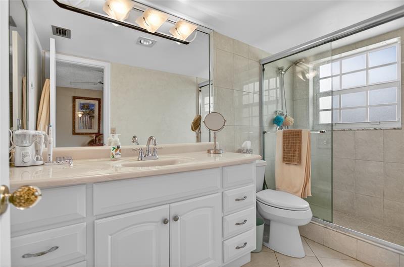 9001 Jacaranda Lane Plantation FL 33324