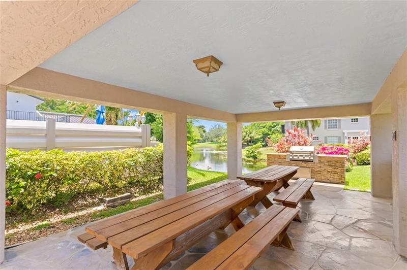 9001 Jacaranda Lane Plantation FL 33324