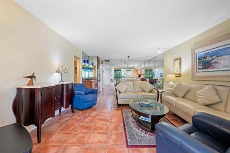 2206 S Cypress Bend Drive Pompano Beach FL 33069