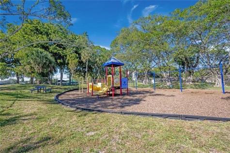 2206 S Cypress Bend Drive Pompano Beach FL 33069