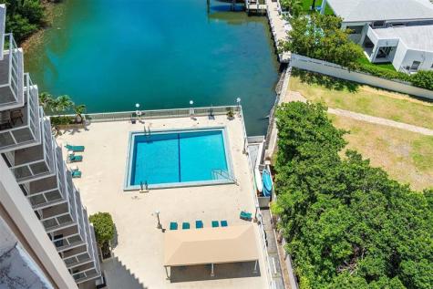 3000 Holiday Drive Fort Lauderdale FL 33316