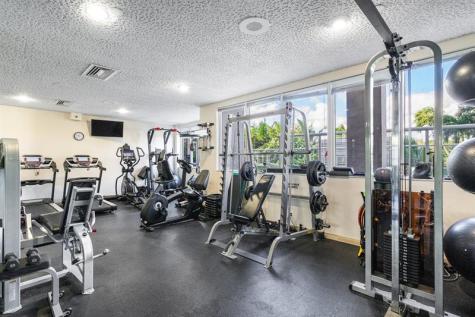 3000 Holiday Drive Fort Lauderdale FL 33316