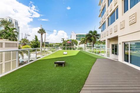 3000 Holiday Drive Fort Lauderdale FL 33316