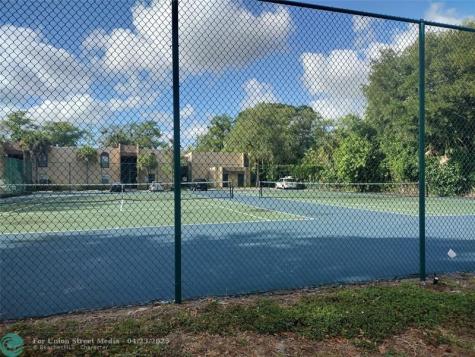4220 NW 21st Street Lauderhill FL 33313