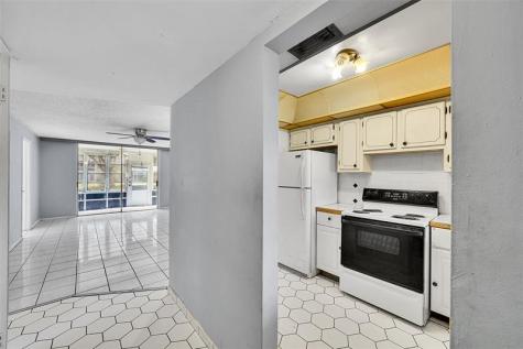 2901 Sunrise Lakes Drive Fort Lauderdale FL 33322