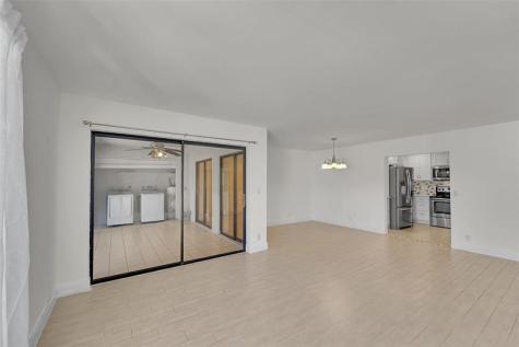 3529 NW 35 Coconut Creek FL 33066