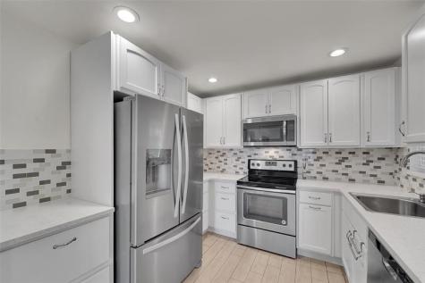 3529 NW 35 Coconut Creek FL 33066