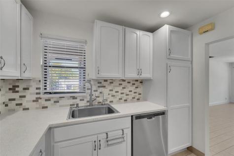 3529 NW 35 Coconut Creek FL 33066