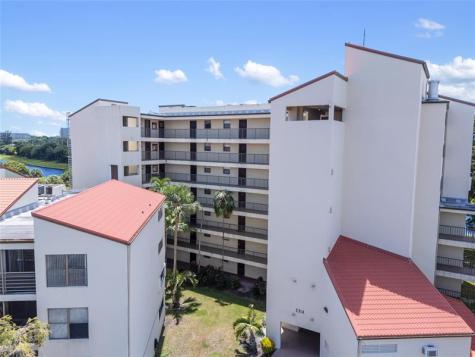 2314 S Cypress Bend Drive Pompano Beach FL 33069