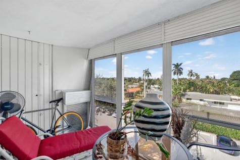 3040 NE 16th Avenue Oakland Park FL 33334