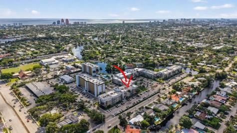 3040 NE 16th Avenue Oakland Park FL 33334