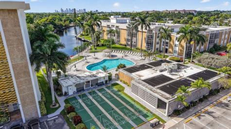 3040 NE 16th Avenue Oakland Park FL 33334