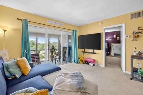 3040 NE 16th Avenue Oakland Park FL 33334