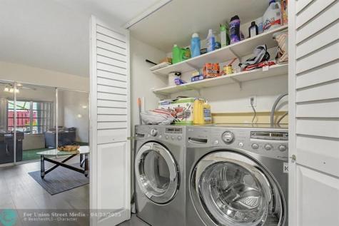 3708 SW 59th Terrace Davie FL 33314