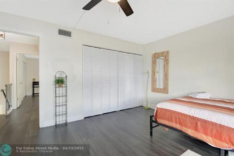 3708 SW 59th Terrace Davie FL 33314
