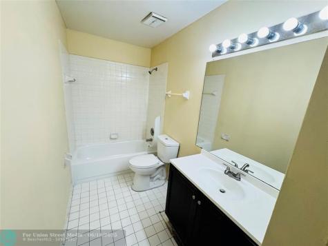 3449 NW 44th Street Lauderdale Lakes FL 33309