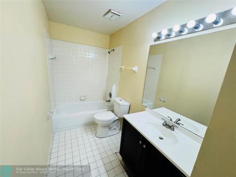 3449 NW 44th Street Lauderdale Lakes FL 33309