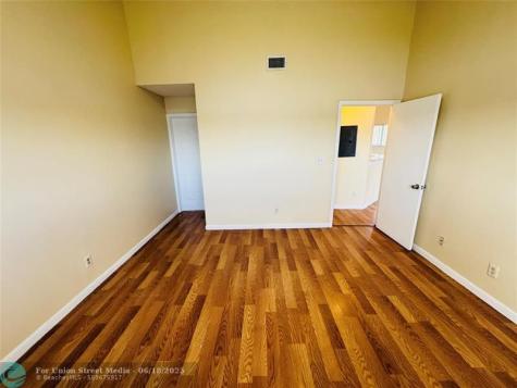3449 NW 44th Street Lauderdale Lakes FL 33309