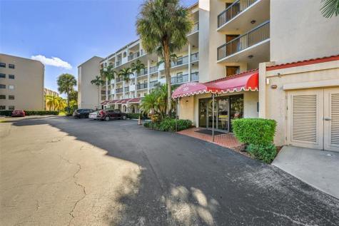 3591 Environ Boulevard Lauderhill FL 33319