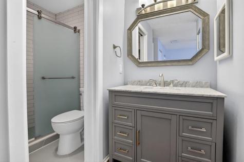 1261 NW 99th Terrace Pembroke Pines FL 33024