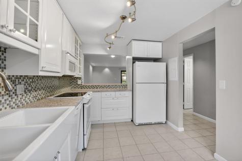 1261 NW 99th Terrace Pembroke Pines FL 33024