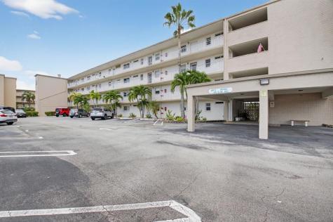 2601 NE 3rd Court Boynton Beach FL 33435