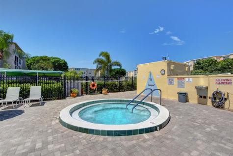 2601 NE 3rd Court Boynton Beach FL 33435
