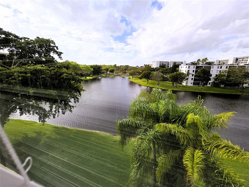 2108 S Cypress Bend Drive Pompano Beach FL 33069