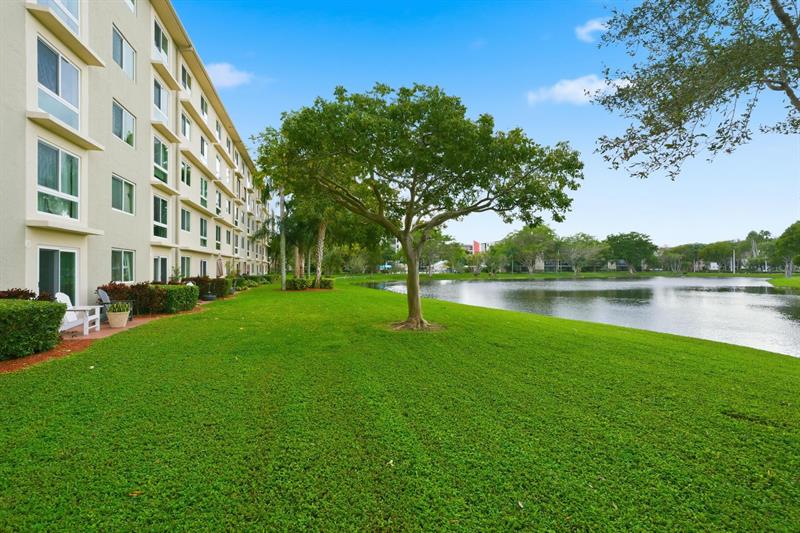 2108 S Cypress Bend Drive Pompano Beach FL 33069