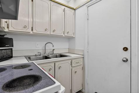 418 S Cypress Road Pompano Beach FL 33060