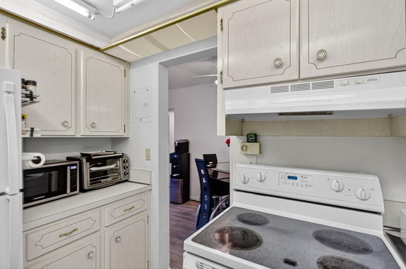 418 S Cypress Road Pompano Beach FL 33060