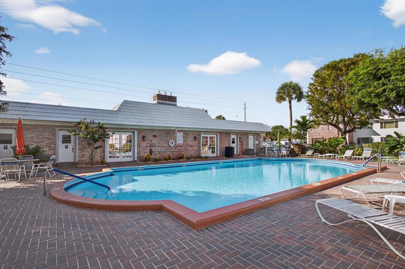 418 S Cypress Road Pompano Beach FL 33060