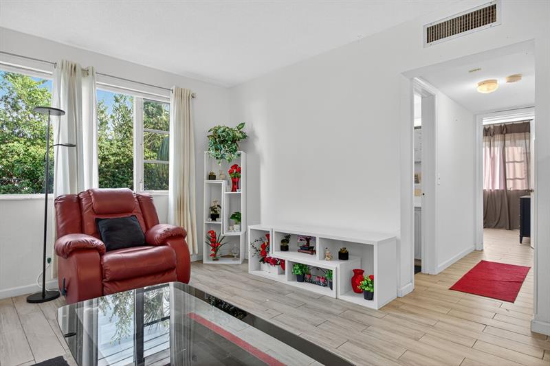 418 S Cypress Road Pompano Beach FL 33060