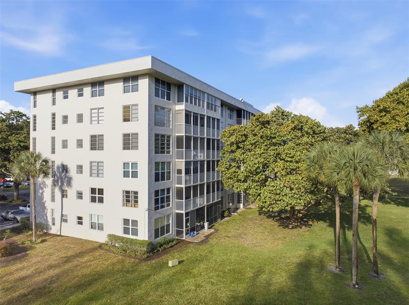 3000 S Course Drive Pompano Beach FL 33069