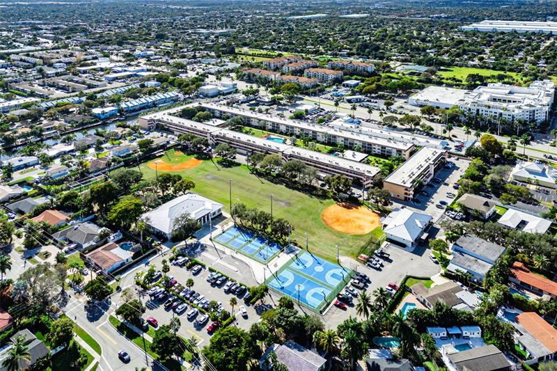 4500 N Federal Highway Lighthouse Point FL 33064