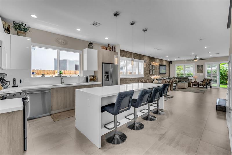 807 SW 7th Avenue Fort Lauderdale FL 33315