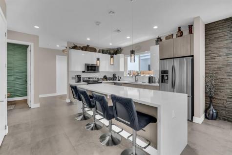 807 SW 7th Avenue Fort Lauderdale FL 33315