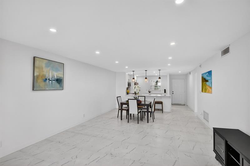 2300 NE 1st Lane Boynton Beach FL 33435