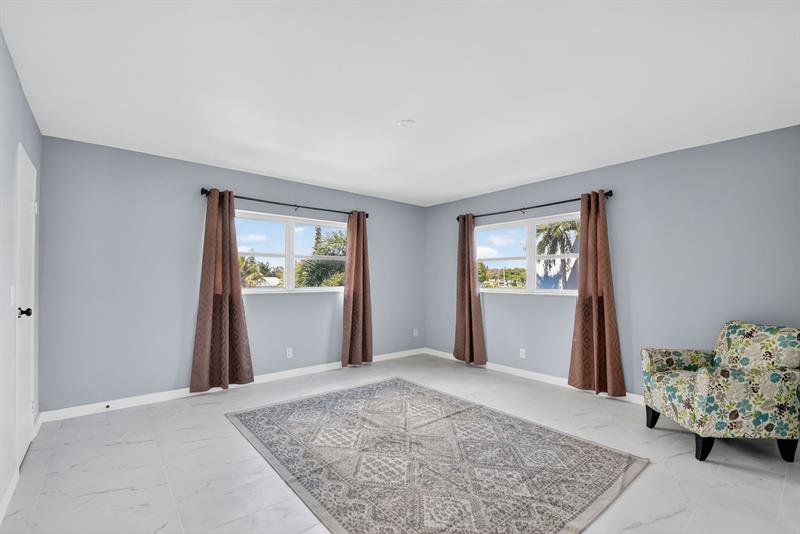 2300 NE 1st Lane Boynton Beach FL 33435