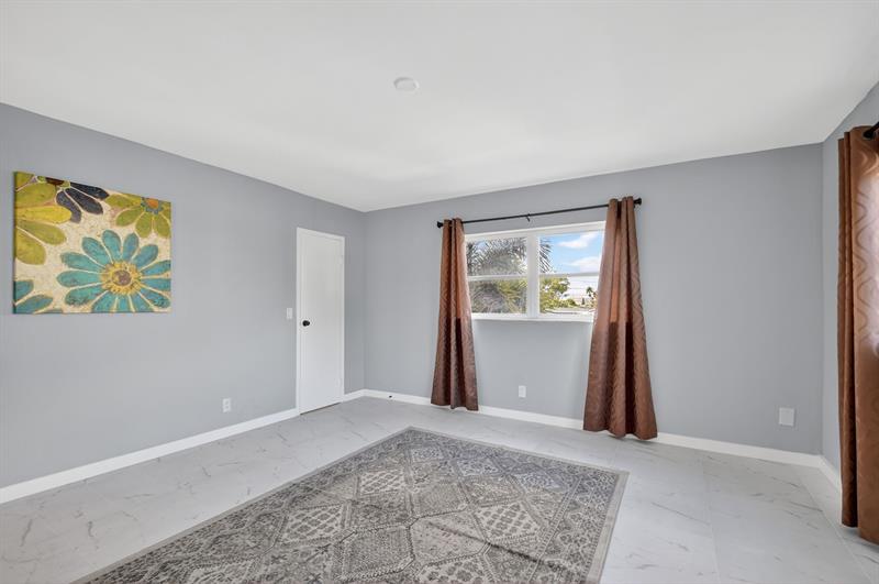 2300 NE 1st Lane Boynton Beach FL 33435