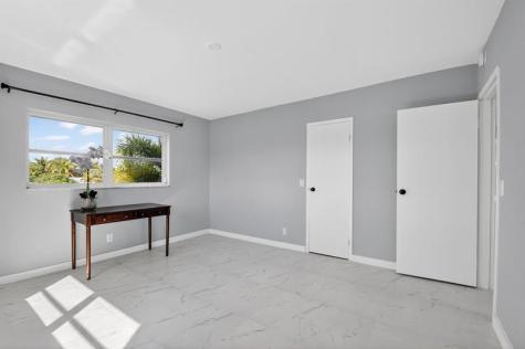 2300 NE 1st Lane Boynton Beach FL 33435