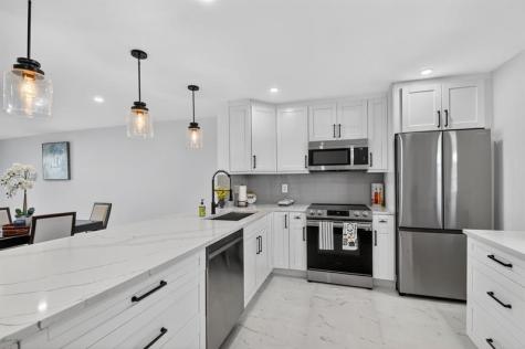 2300 NE 1st Lane Boynton Beach FL 33435