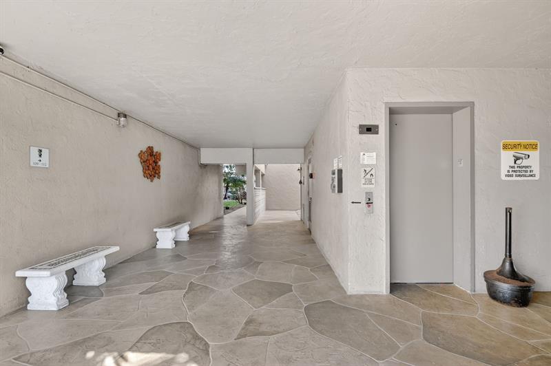 2300 NE 1st Lane Boynton Beach FL 33435