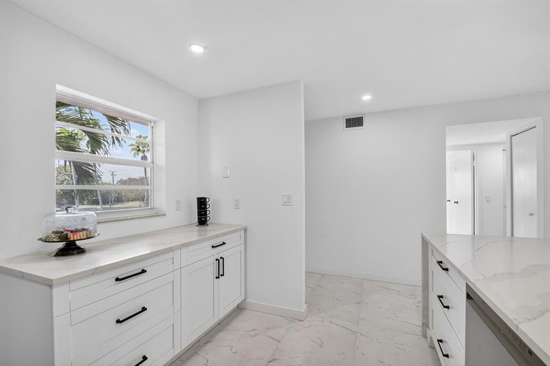 2300 NE 1st Lane Boynton Beach FL 33435