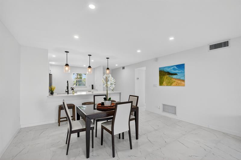 2300 NE 1st Lane Boynton Beach FL 33435