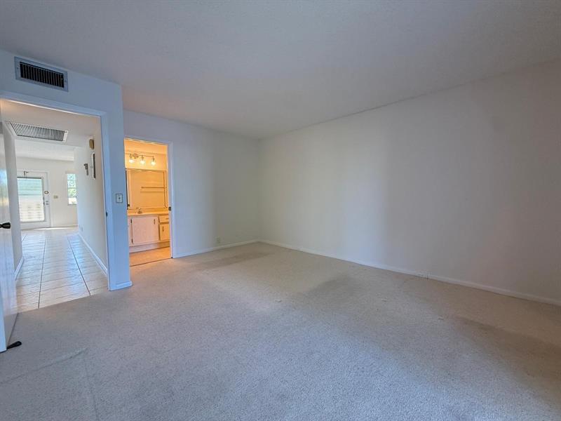 3022 Ainslie B Boca Raton FL 33434